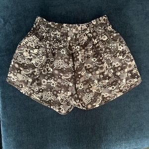 Lululemon 2017 Seawheeze Tracker Shorts